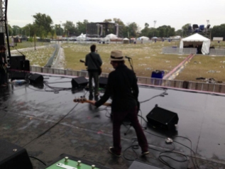 The band during a rainy Riot Fest Chicago 2013 soundcheck. Photo courtesy of paulwesterberg.net